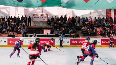 Ice Hockey League to start in Leh with 10 men's, five women's teams in fray