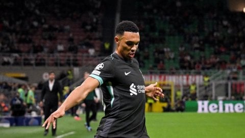 Liverpool head coach Slot backs Trent Alexander-Arnold amid criticism