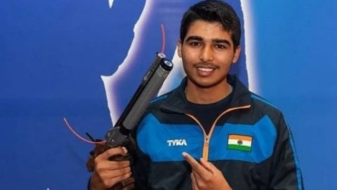 National Shooting C'ship: Saurabh Chaudhary, Varun Tomar in Air Pistol final