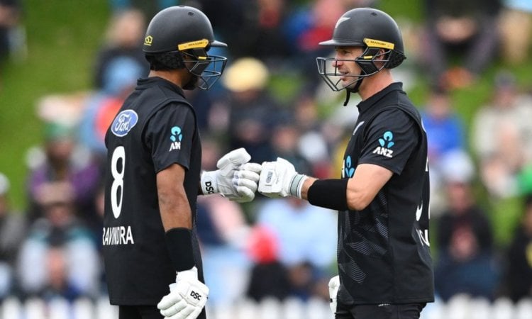 NZ vs SL 1st ODI: न्यूजीलैंड ने पहले वनडे में श्रीलंका को 9 विकेट से रौंदा, मैट हेनरी गेंद से बने ही