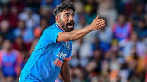 मोहम्मद सिराज को चैंपियंस ट्रॉफी 2025 के लिए टीम इंडिया में नहीं मिली जगह, तो अब इस टीम के लिए खेल स