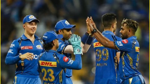 IPL 2025: Mumbai Indians की हो गई मौज, Allah Ghazanfar की रिप्लेसमेंट में मिल गया ये घातक गेंदबाज़