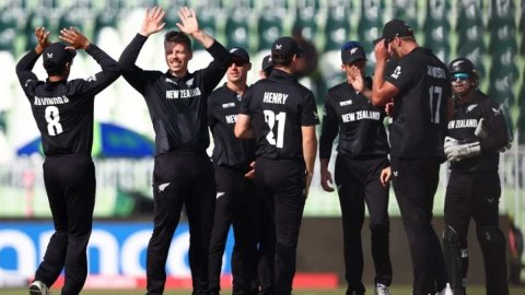 न्यूजीलैंड ने धमाकेदार जीत से Champions Trophy 2025 Points Table में की उलटफेर,पाकिस्तान-बांग्लादेश 