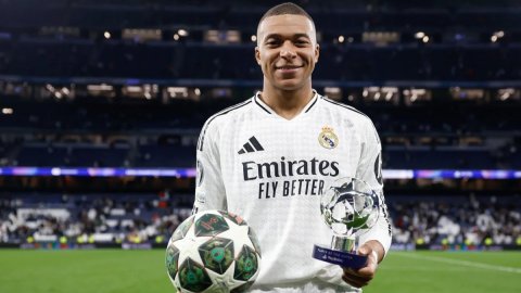 Ancelotti hails hat-trick hero Mbappe, says the forward has quality to reach Ronaldo's level