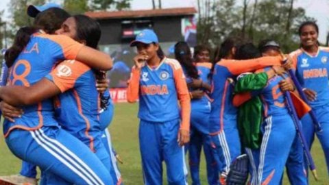 वर्ल्ड कप जीतने वाली महिला अंडर-19 टीम पर हुई करोड़ों की बरसात, BCCI ने किया ईनाम का ऐलान