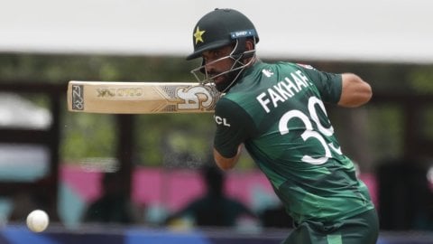 Champions Trophy: Injury scare for Pakistan as Fakhar Zaman walk off the field against NZ in first o