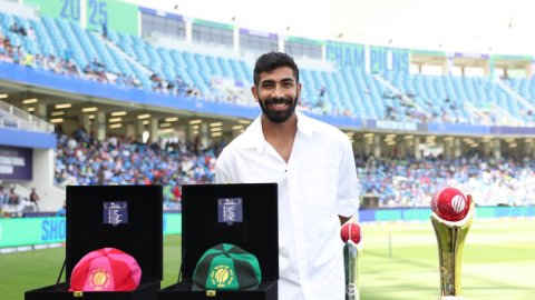 Champions Trophy: Jasprit Bumrah receives his ICC Awards and Team of the Year caps 