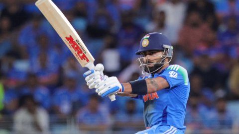 Champions Trophy: 'This man will score another 10-15 tons', Sidhu hails Kohli's heroics against Paki