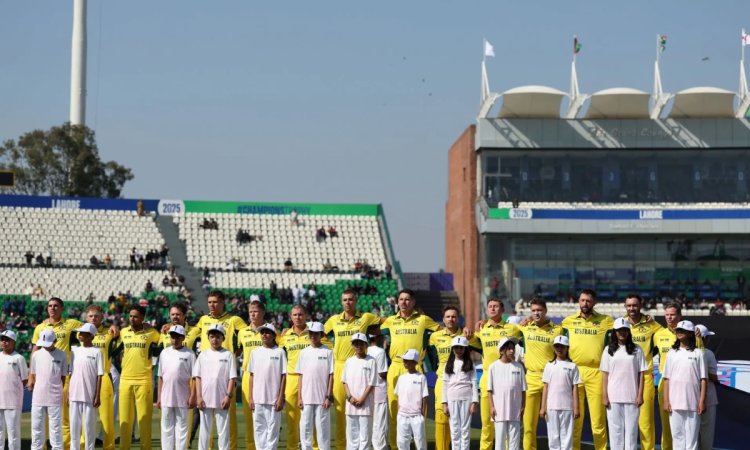 VIDEO: इंग्लैंड-ऑस्ट्रेलिया के मैच में बजा इंडिया का नेशनल एंथम, लाहौर में हो गई बड़ी भूल