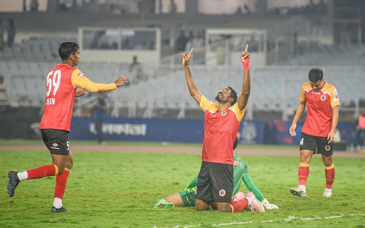 ISL 202425 East Bengal Keep Playoffs Dream Alive With Third Straight Win On Cricketnmore