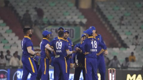 Legend 90 League: Gurkeerat Mann powers Chhattisgarh Warriors to thrilling win over Delhi Royals 