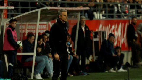 Luis Enrique determined to make history with PSG after contract extension