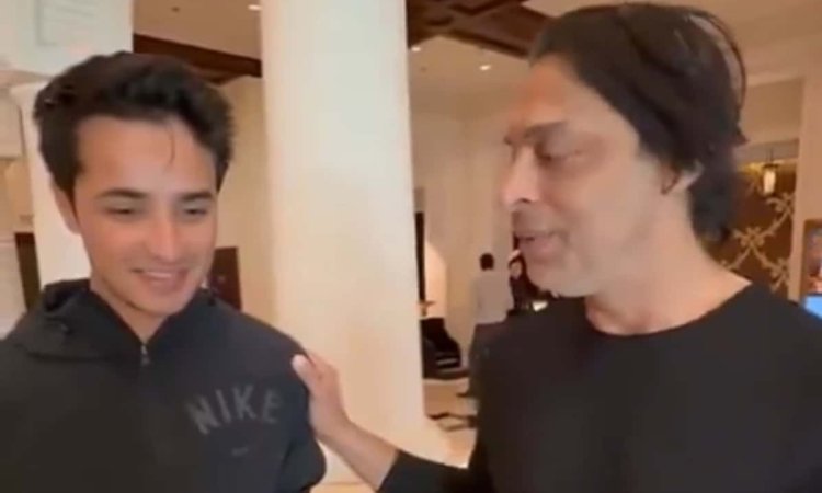 दुबई में अभिषेक शर्मा से मिले शोएब अख्तर, बोले- 'मैं खुशकिस्मत हूं कि इसके 'Era' में पैदा नहीं हुआ'