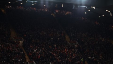 Premier League: Liverpool beat Newcastle to go 13 points clear on top