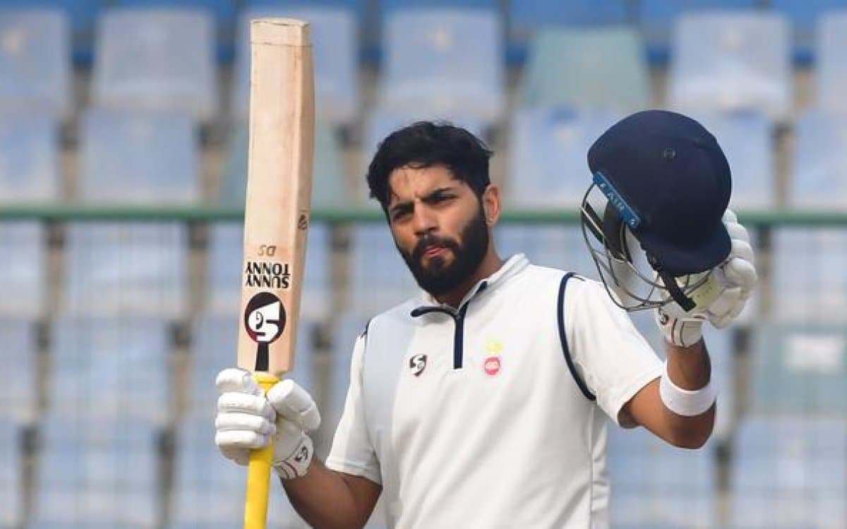 Ranji Trophy 2024-25: Shorey, Malewar Build Foundation For Vidarbha But Mumbai Strike Late ரஞ்சி கோப்பை 2025: மும்பைக்கு எதிரான அரையிறுதி போட்டியில் ரன் குவிப்பில் விதர்பா அணி!