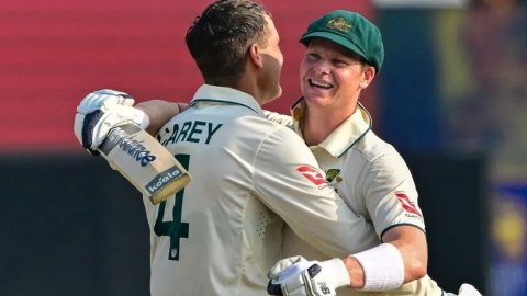 Smith, Carey hundreds put Australia on top in Galle