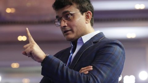 सौरव गांगुली की कार का हुआ भयानक एक्सीडेंट, कोलकाता में बाल-बाल बचे दादा