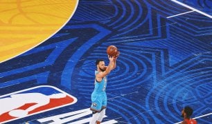 Stephen Curry shines as Shaq’s OGs win 1st NBA All-Star mini-tournament