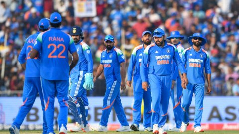 With only one match left, India should continue with the current XI, opines Bangar