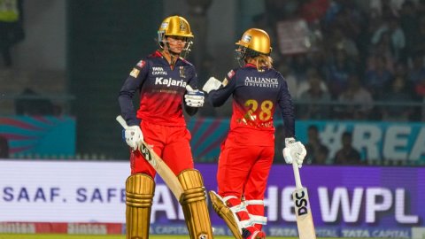 WPL 2025: Smriti Mandhana hits a fantastic 81 as RCB thrash DC by eight wickets