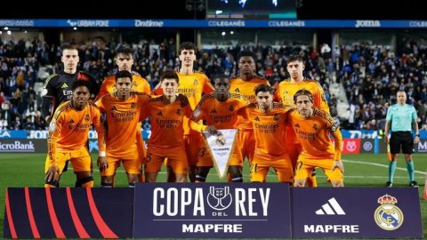 Youngster Garcia powers Real Madrid into Copa del Rey semis