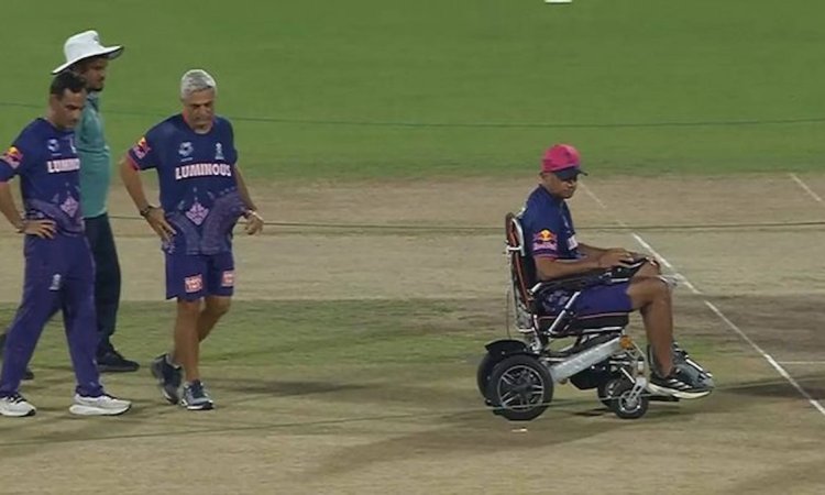 द्रविड़ का जज़्बा, गुवाहाटी में व्हीलचेयर पर बैठकर किया पिच का मुआयना