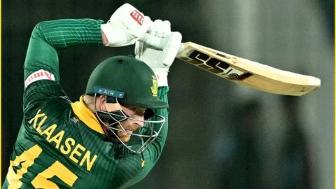 कराची में चमके Heinrich Klaasen, हाफ सेंचुरी ठोककर की जोंटी रोड्स और क्विंटन डी कॉक के महारिकॉर्ड की