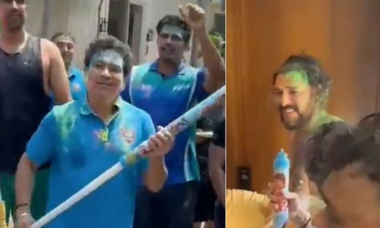 युवराज सिंह के दरवाजे पर सचिन का रंगीन सरप्राइज, टीम होटल में मनी रंगों वाली होली;  VIDEO