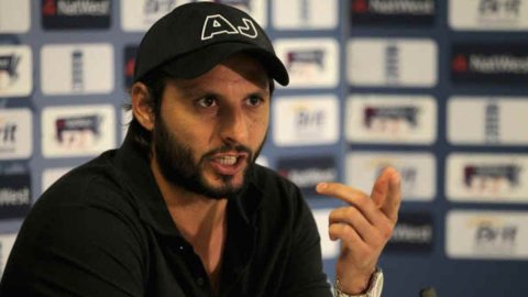 ‘पाकिस्तान क्रिकेट ICU में है’- शाहीद अफरीदी भड़के, इस खिलाड़ी की वापसी पर PCB को जमकर लताड़ा