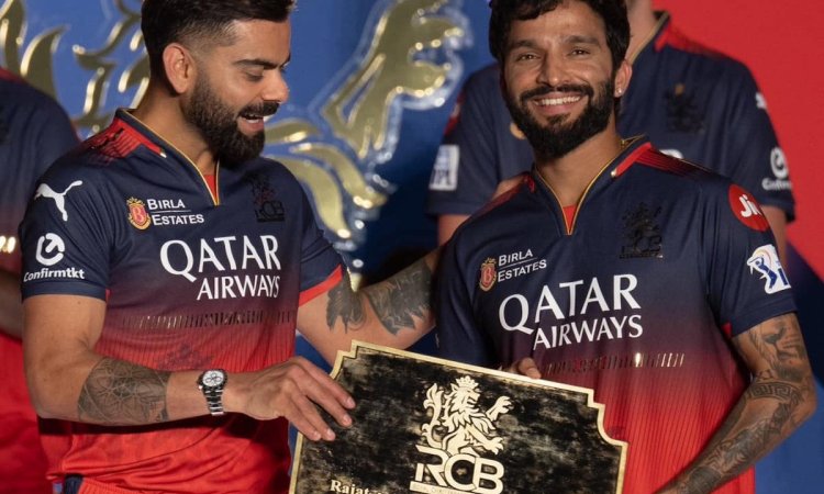 WATCH: RCB फैंस के लिए विराट का मैसेज— 'पाटीदार को दीजिए वो प्यार, जो आपने मुझे दिया WATCH: RCB फैंस के लिए विराट का मैसेज— 'पाटीदार को दीजिए वो प्यार, जो आपने मुझे दिया