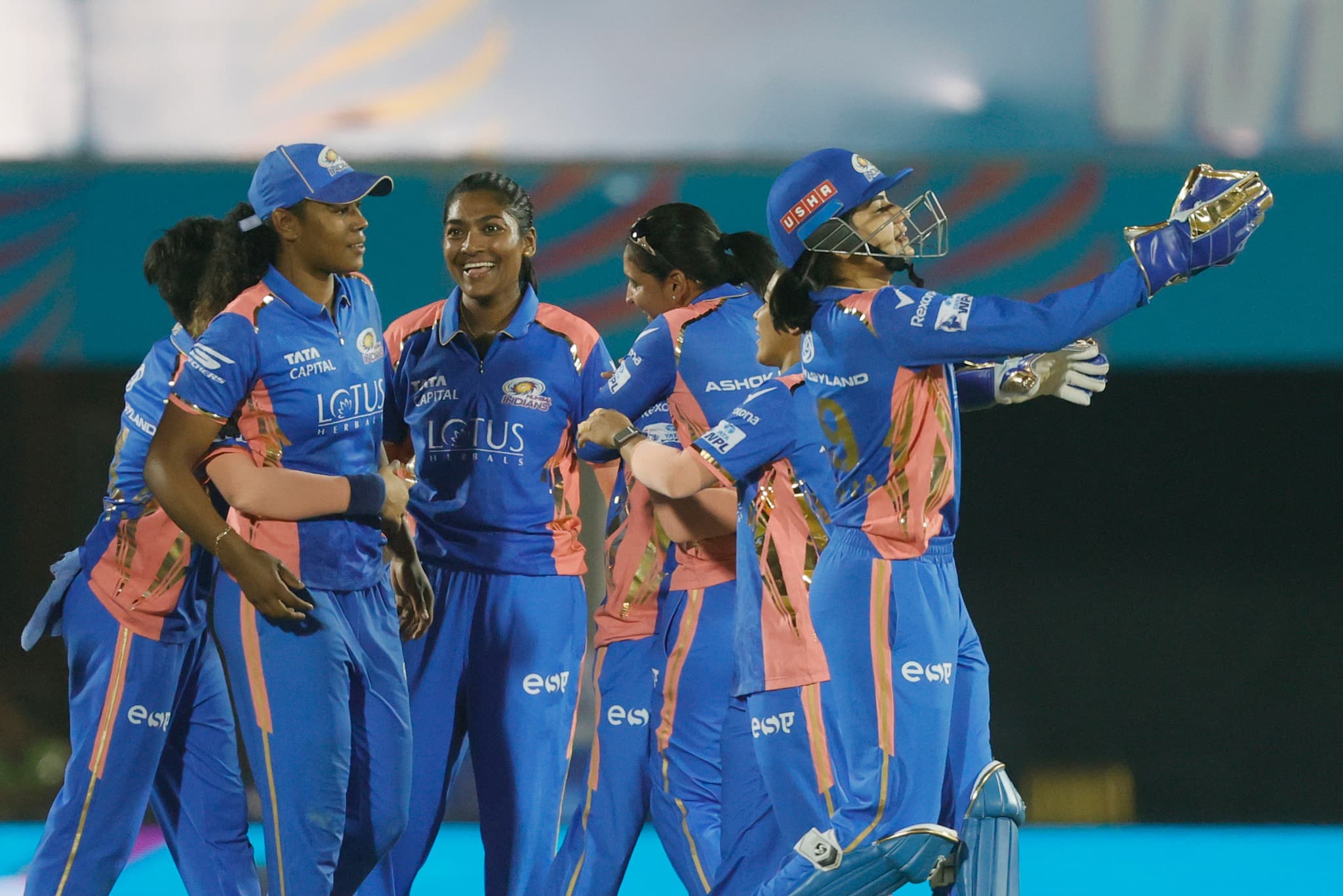 WPL 2025: MI continue to be undefeated against GG as they win the match by nine runs! WPL 2025: குஜராத் ஜெயண்ட்ஸை வீழ்த்தி மும்பை இந்தியன்ஸ் த்ரில் வெற்றி!