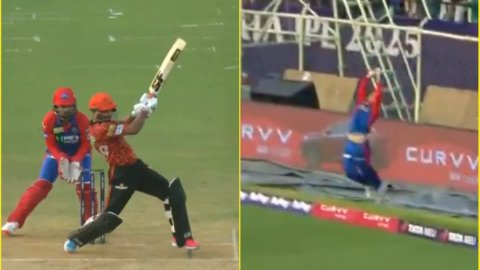 JFM ने दिया करिश्मे को अंजाम, बाउंड्री पर पकड़ा अनिकेत वर्मा का महाबवाल कैच; देखें VIDEO JFM ने दिया करिश्मे को अंजाम, बाउंड्री पर पकड़ा अनिकेत वर्मा का महाबवाल कैच; देखें VIDEO