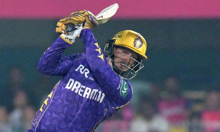 Quinton de Kock Creates History in IPL Equals MS Dhoni’s Record