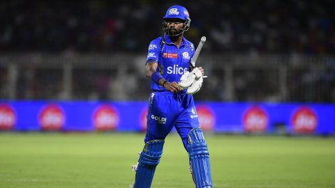 IPL 2025: Hardik returns as Mumbai Indians elect to bowl first against Gujarat Titans
