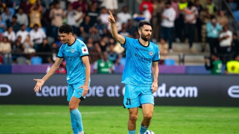 ISL 2024-25: Mumbai City need a point against Bengaluru FC to secure top six spot