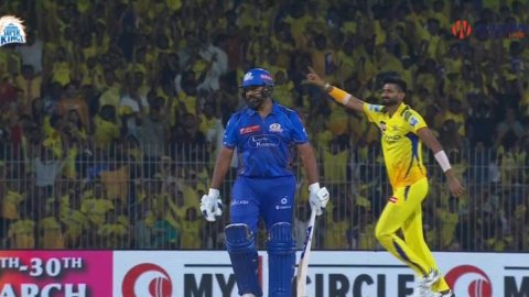 VIDEO: खलील अहमद ने गेंद से मचाया बवाल, दो ओवर में कर दिया रोहित और रिकल्टन को आउट