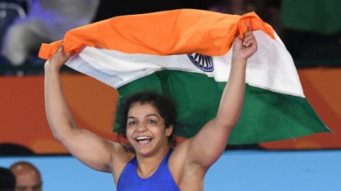 'No need to fear anyone, give your best': Sakshi Malik's 'fearless' message for Women's Day