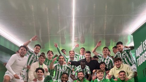 Real Betis may need to open a ‘crowdfunding’ to sign Antony, says Isco