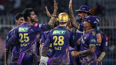 IPL 2025 Ottis Gibson joins KKR as Assistant Coach IPL 2025 से पहले KKR का साथ जुड़ा वेस्टइंडीज का दिग्गज, अपनी कोचिंग में वेस्टइंडीज को जिताया है T20