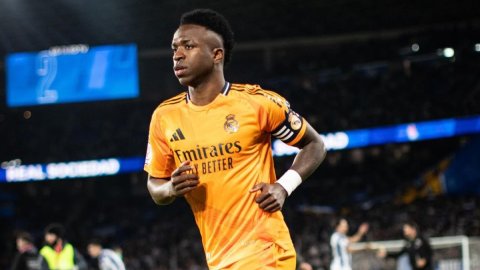 Vinicius Jr backs Madrid to bounce back after loss, predicts 'madness at the Bernabeu' against Atlet