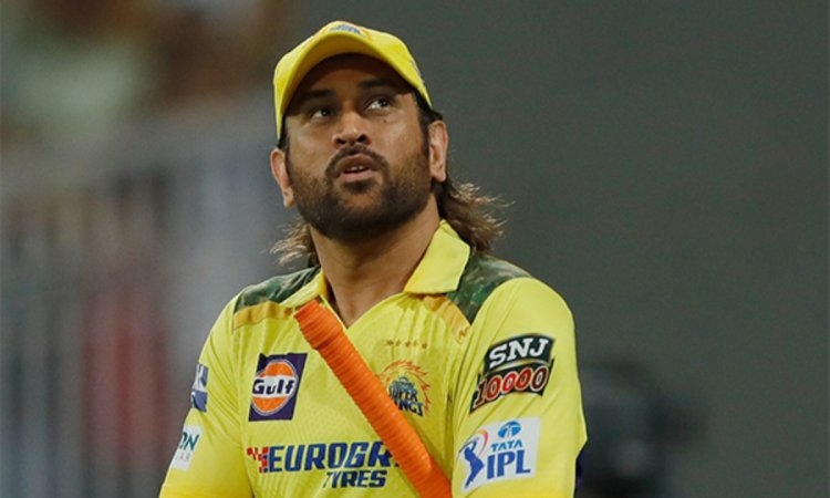 आखिर 15 ओवर के बाद ही क्यों बैटिंग करने आते हैं धोनी? फ्लेमिंग ने दिया सबसे बड़े सवाल का जवाब