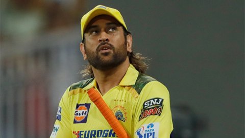 आखिर 15 ओवर के बाद ही क्यों बैटिंग करने आते हैं धोनी? फ्लेमिंग ने दिया सबसे बड़े सवाल का जवाब आखिर 15 ओवर के बाद ही क्यों बैटिंग करने आते हैं धोनी? फ्लेमिंग ने दिया सबसे बड़े सवाल का जवाब