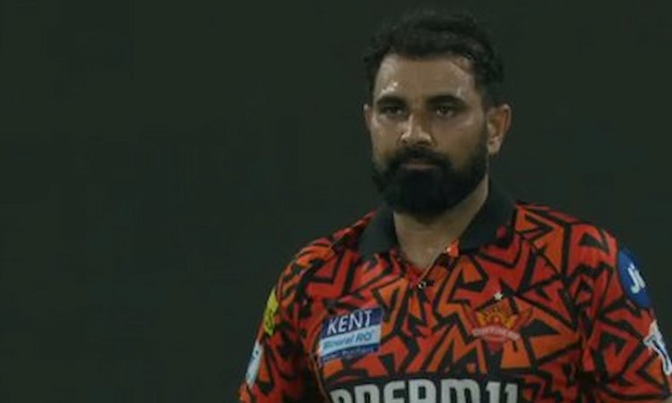  फॉर्म भले खराब हो, रिकॉर्ड मोहम्मद शमी के नाम! पारी की पहली गेंद पर बनाया अनोखा रिकॉर्ड