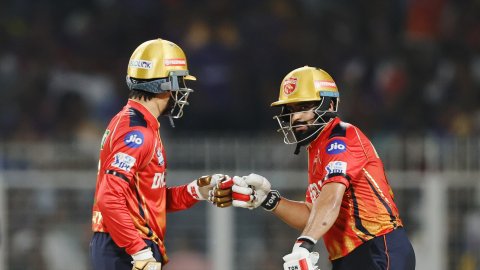 IPL 2025: Punjab Kings score 201/4 against Kolkata Knight Riders! ஐபிஎல் 2025: பிரப்ஷிம்ரன் சிங், பிரியான்ஷ் ஆர்யா அதிரடி; கேகேஆருக்கு 202 டார்கெட்!
