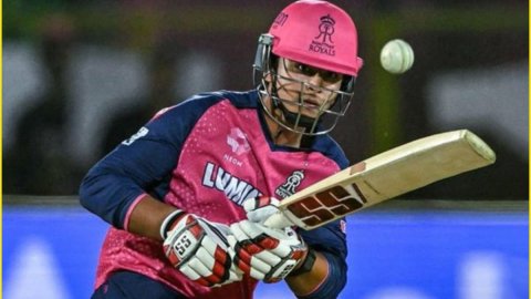 Vaibhav Suryavanshi ने रचा इतिहास, 14 साल की उम्र में किया IPL डेब्यू और तोड़ डाले ये 3 महारिकॉर्ड
