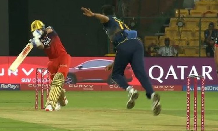VIDEO: सिराज ने सोचा विकेट मिल गया, बटलर ने कैच टपका दिया, कोहली ने दिया मज़ेदार रिएक्शन!