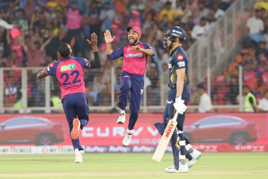 Watch - Jofra Archer outclasses Shubman Gill with extreme pace! ஷுப்மன் கில்லை க்ளீன் போல்டாக்கிய ஜோஃப்ரா ஆர்ச்சர் - வைரலாகும் காணொளி!