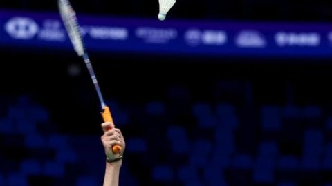 Badminton: China tops group, advancing to Sudirman Cup knockouts