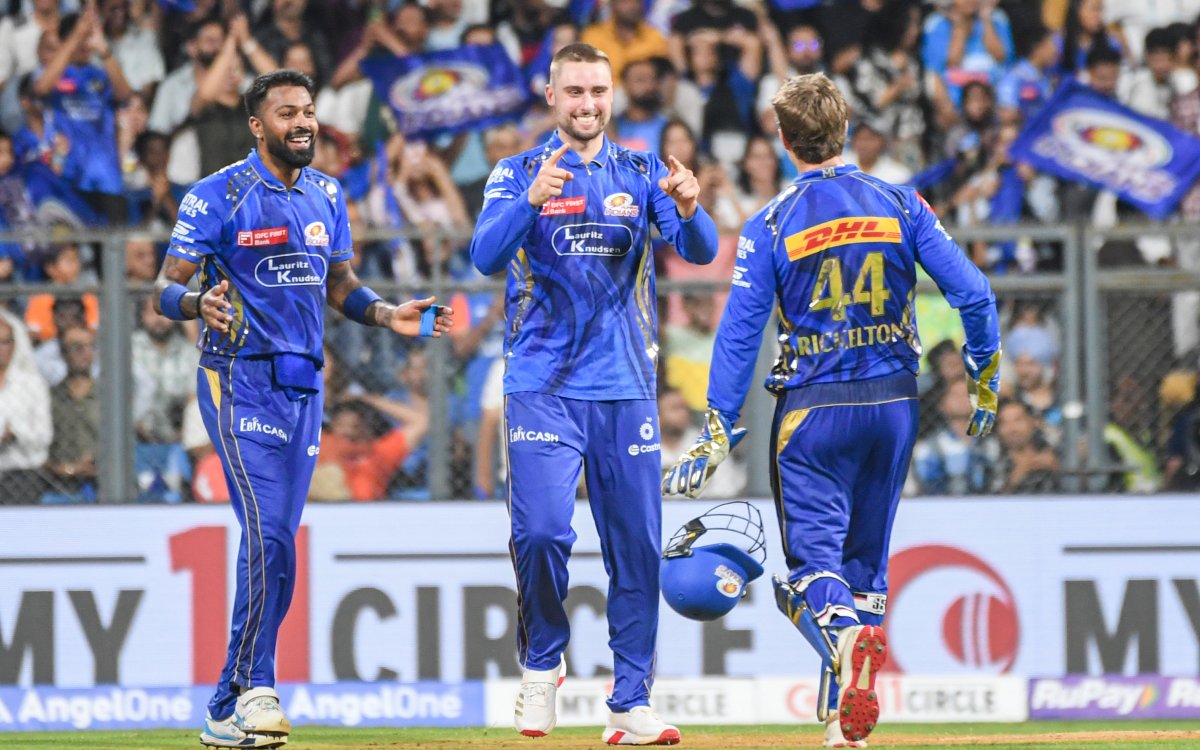 IPL 2025: The way we bowled was very smart, says Hardik Pandya after SRH win