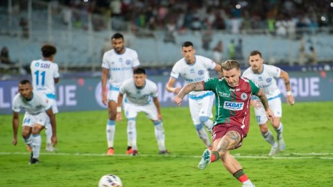 ISL 2024-25: Apuia's late stunner helps Mohun Bagan Super Giant rally past Jamshedpur FC